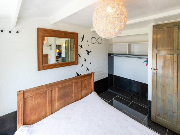 Bedroom 2, Inviting Chalet in Westouter with Garden, West-Vlaanderen