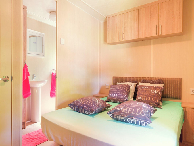 Bedroom 3, Chalet in Mölke with Wellness & Unique Stays, Wierden