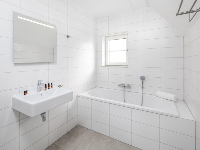 Bathroom, Villa in Nieuwvliet-Bad near the Beach, Sluis