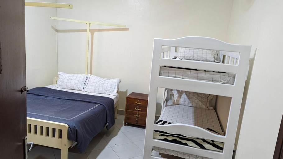 Bedroom 2, jacaranda homestay, Moshi Urban