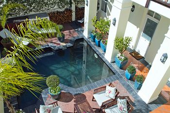 Others 4, Eendracht Hotel, Cape Winelands