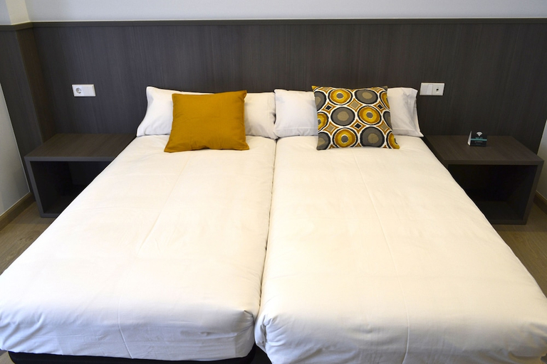 Bedroom 2, Hotel Alda Estacion Ourense, Ourense