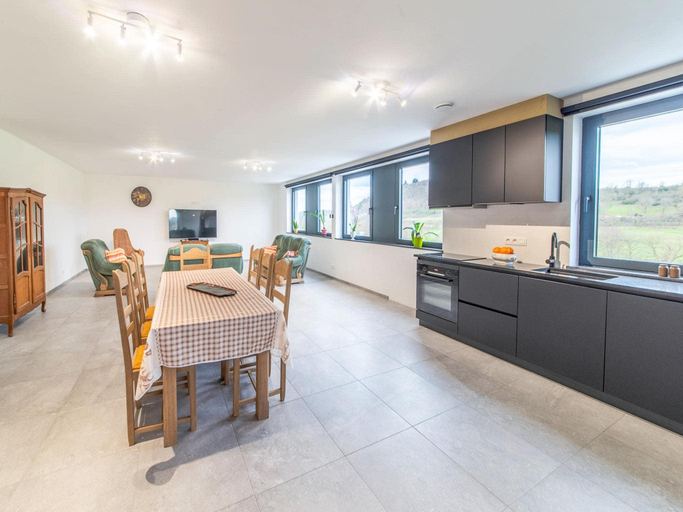 Restaurant 5, Le Vol du Milan – Premium villa with pool, Luxembourg