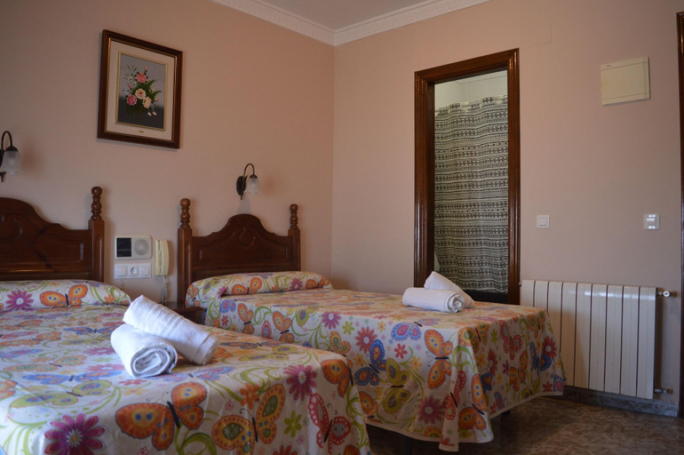 Bedroom 4, Hotel Dona Carmen, Málaga