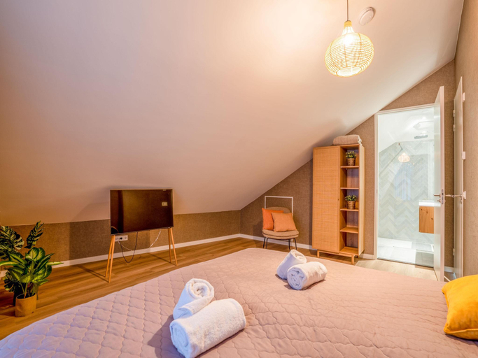 Bedroom 3, Modern, luxury nature villa with hot tub, Texel