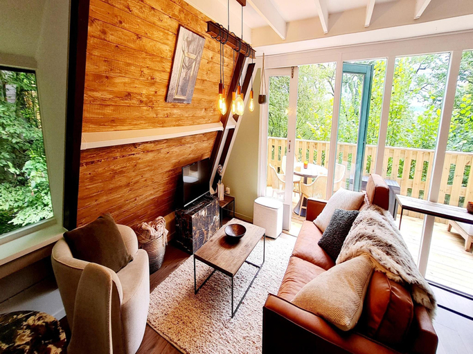 Interior view 4, Cozy Woodland Chalet near Durbuy, Luxembourg