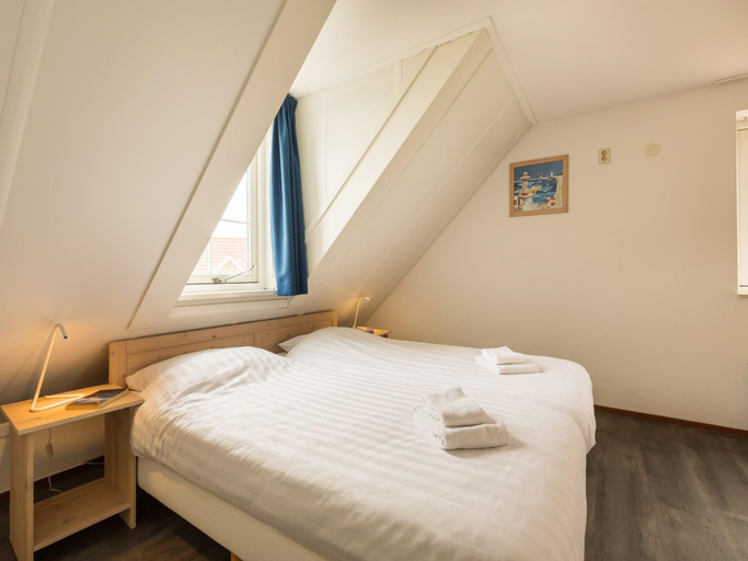 Bedroom, Villa in s-Gravensande near the Beach, 's-Gravenzande