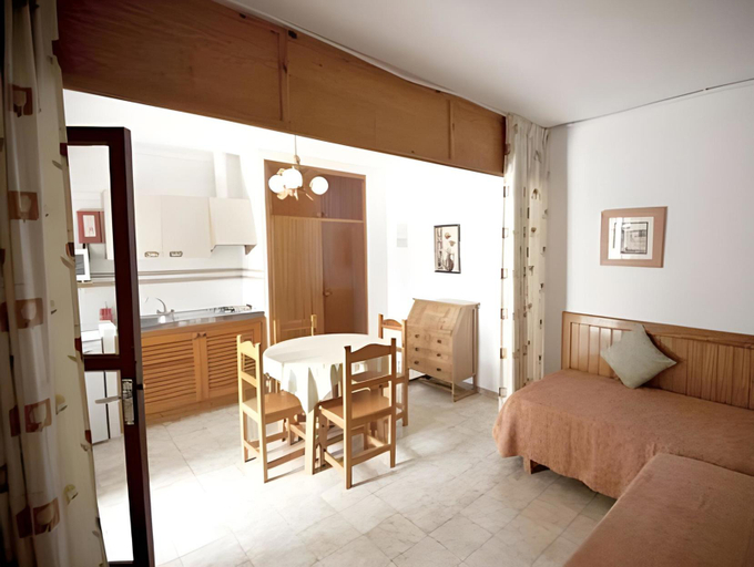 Bedroom 5, Zodiac Apartamentos, Baleares