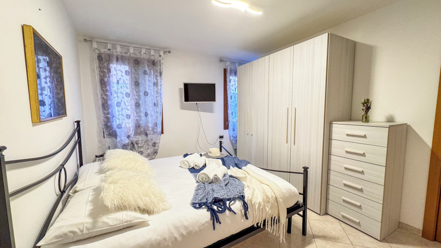 Room 3, Sailor's House by Ca-sa Check, Venezia