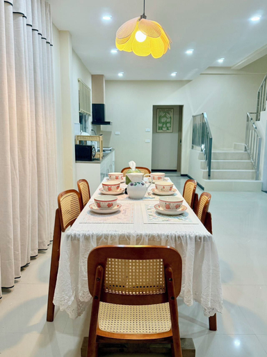 Dining 4, Moon house 5BR Near Walking Street, Pattaya