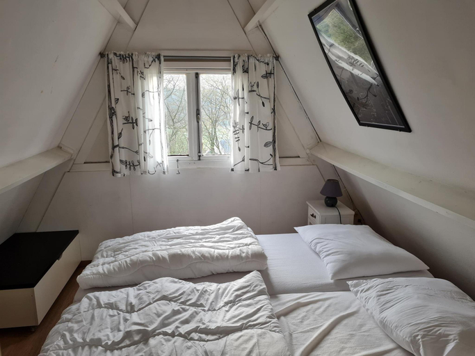 Bedroom 5, Durbuy Chalet with Modern Comforts, Luxembourg