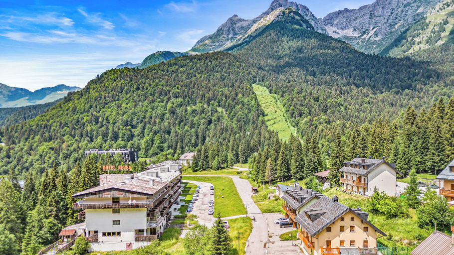 Exterior 2, Nevea Lux with Sauna & Kanin View, Udine