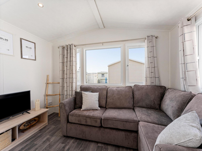 Interior view, Comfortable mobile home in Middelkerke, West-Vlaanderen
