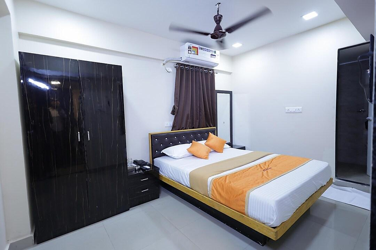 Bedroom 2, Hotel Aravi Inn, Raigarh