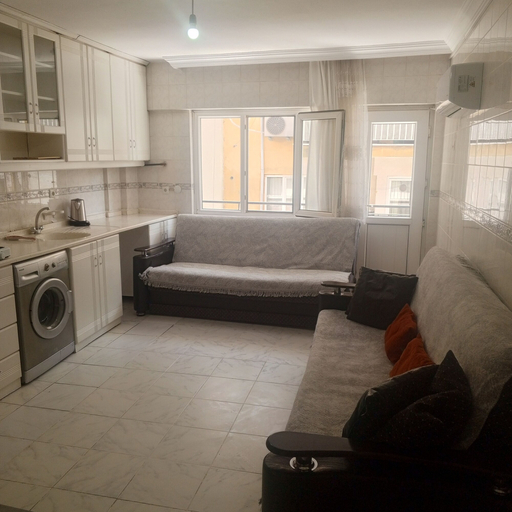 Room 3, Anka 1, Merkez