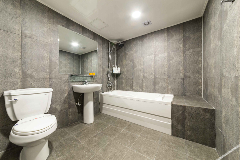 Bathroom, Suwon (Ingyedong) New M, Suwon