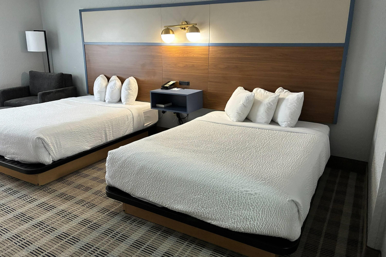 Bedroom 4, AmericInn by Wyndham Holland MI, Ottawa