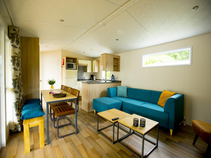 Others 5, Lodge in Duinhoeve near Dunes & Playground, Tilburg
