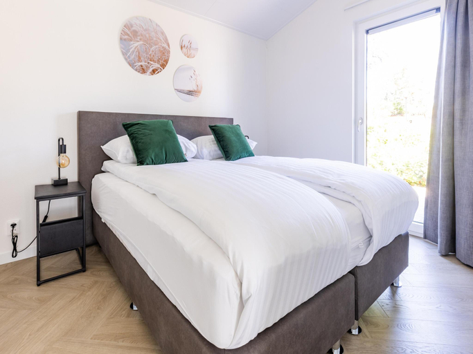 Bedroom 4, Chalet by Pond With Sauna, Eersel