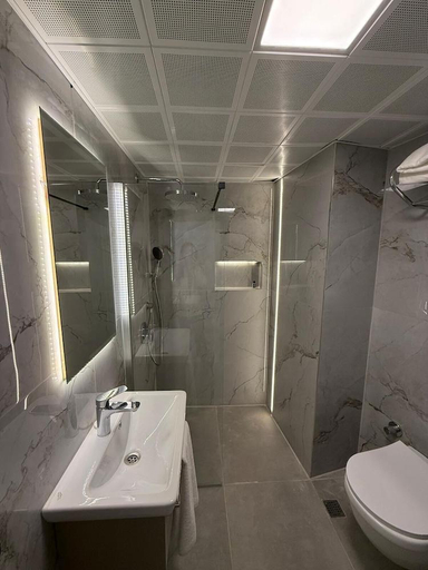 Bathroom 3, Kayalar Hotel, Antalya