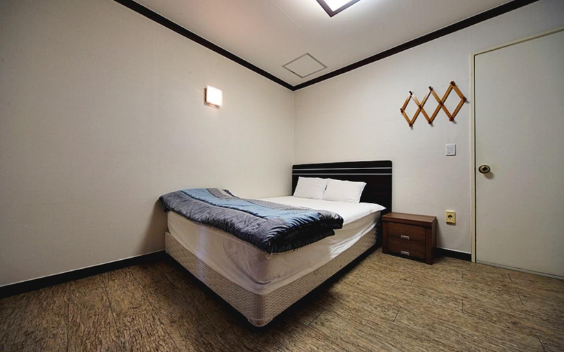 Bedroom 2, Pohang Wolpo Bali, Pohang