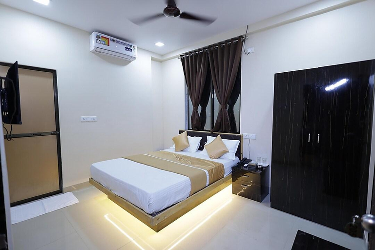 Bedroom 3, Hotel Aravi Inn, Raigarh