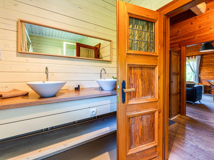 Bathroom 3, Quaint Chalet, Bernister, Liège