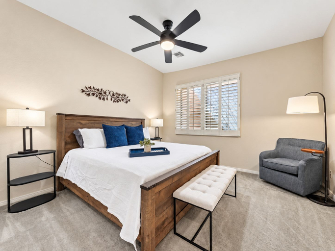 Bedroom 4, Lynx Chandler/ocotillo, Maricopa