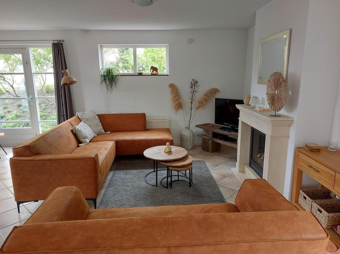 Interior view 3, Attractive Dune Villa with Sauna, Wûnseradiel