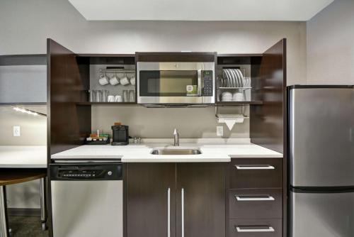 Others 5, Home2 Suites by Hilton Stow, Summit