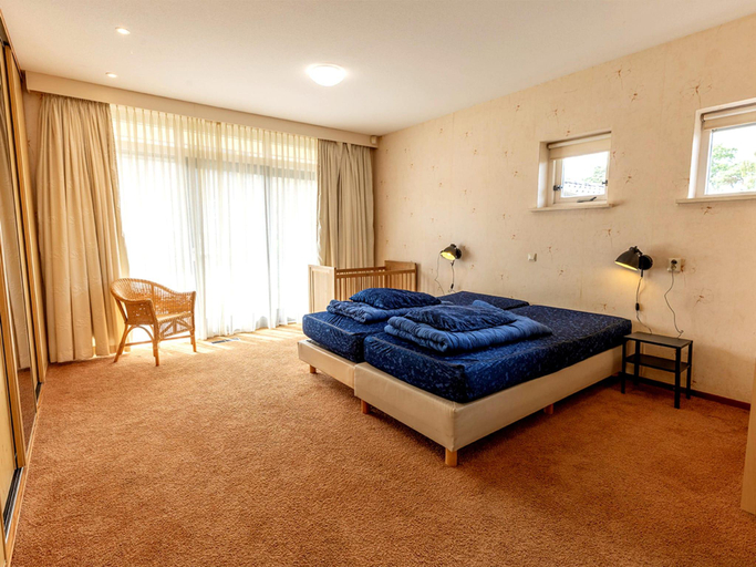 Bedroom 5, Camping De Molenhof - Familiehuis 10 personen, Tubbergen