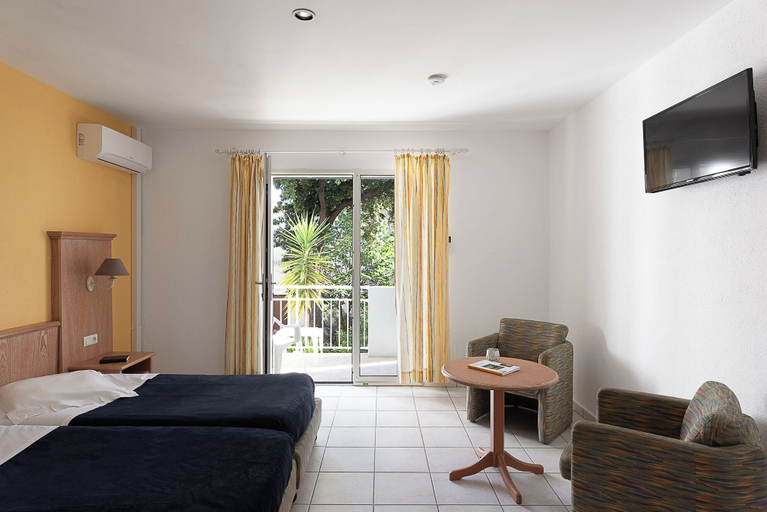 Room 3, La Residence Maristella, Haute-Corse