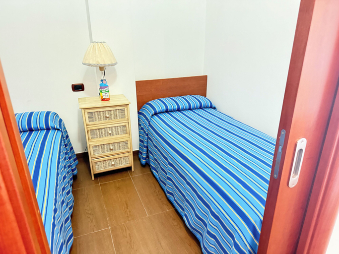 Room 4, Residence Bandiera Gialla, Barletta-Andria-Trani