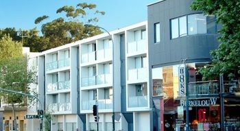 Others 4, Oxford House, Sydney