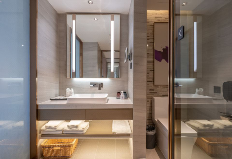 Bathroom 3, Lavande Hotel (Dongying Kenli District Government Store), Dongying