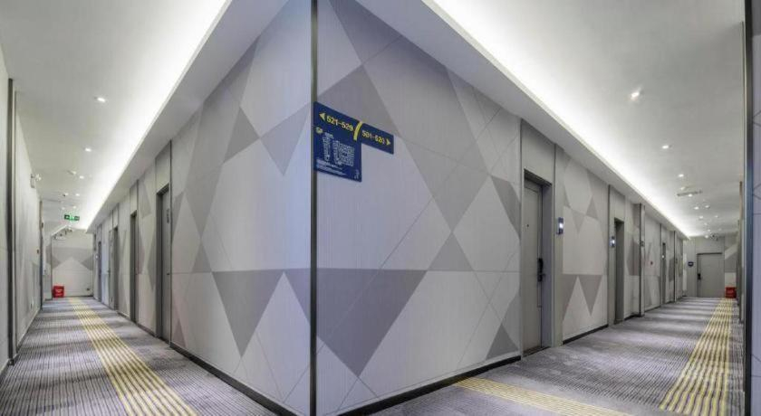 Others 4, 7 Days Inn Wuhan Jianghan Road Metro Station, Wuhan