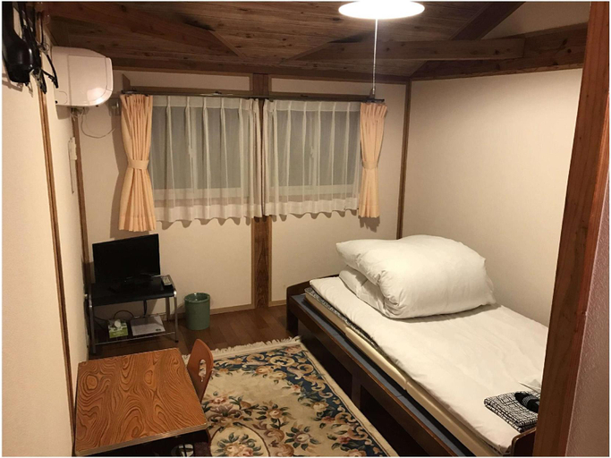 Bedroom 5, Minshuku Yakushima, Yakushima