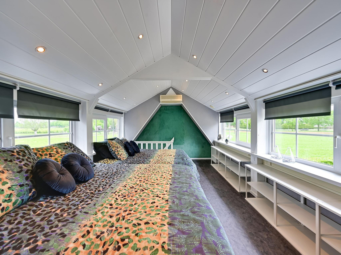 Bedroom 3, Tasteful Villa in Didam with Garden, Didam