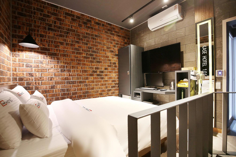 Bedroom 2, Jecheon Case Hotel, Jecheon