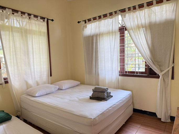 Room 3, Kuca Dago 7, Bandung