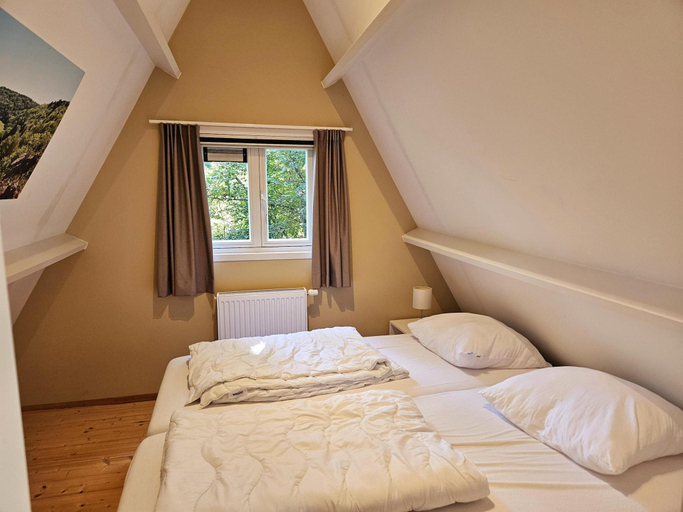 Bedroom 3, Lovely Private Chalet near Durbuy, Luxembourg
