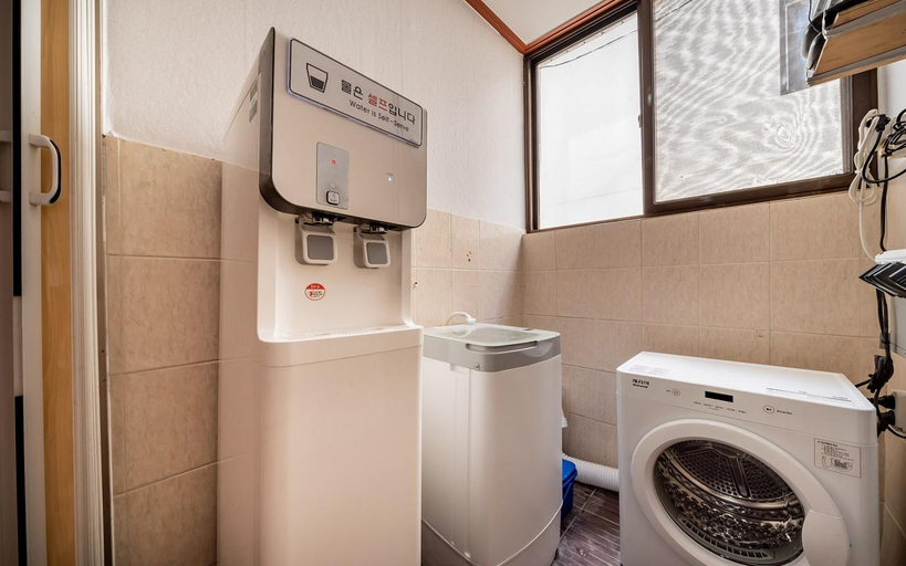 Bathroom 5, Jeju Olympia, Jeju
