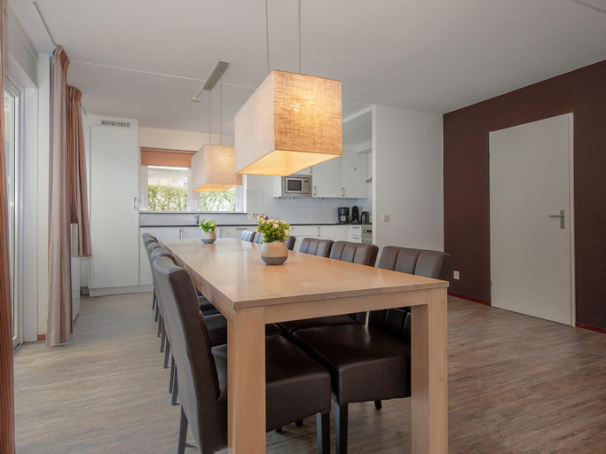 Food & Drinks 5, Villa in Arcen with shower & garden, Arcen en Velden
