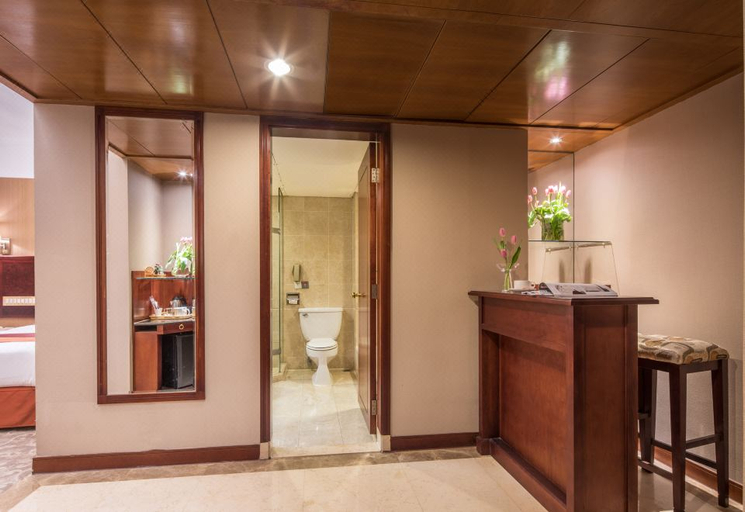 Bathroom 5, Asia International Hotel - Free Shuttle & Registration Counter Service during Canton Fair, Guangzhou