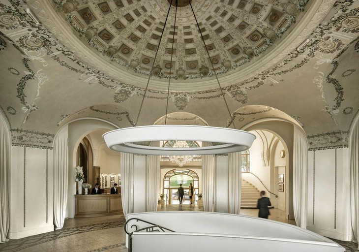 Business Facilities, Hôtel Royal, Haute-Savoie