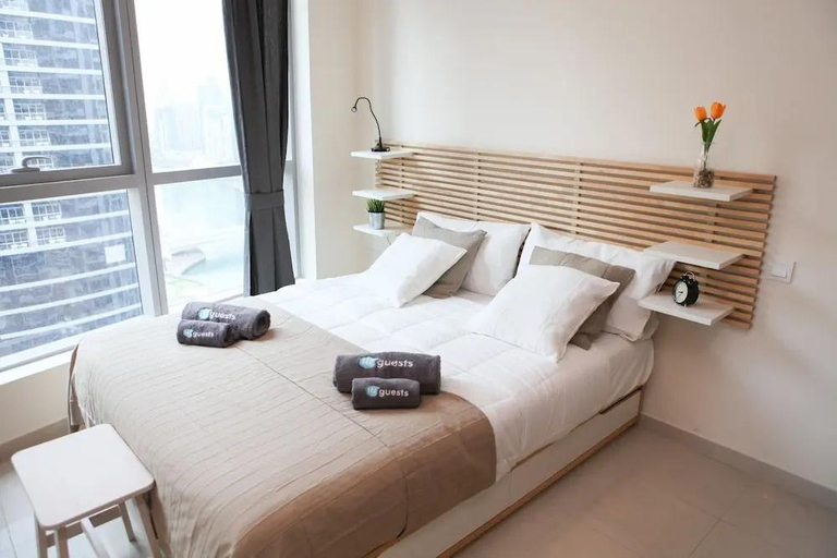 Bedroom 2, HiGuests - Bay central, Dubai