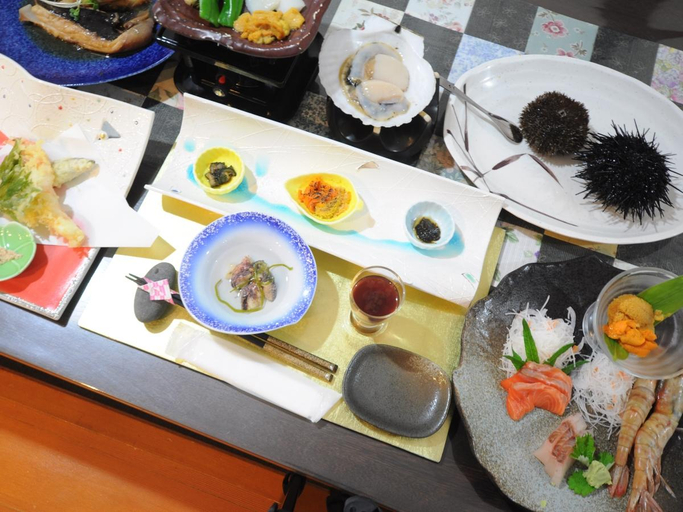Food & Drinks 5, Hotel Unigoten, Rishirifuji