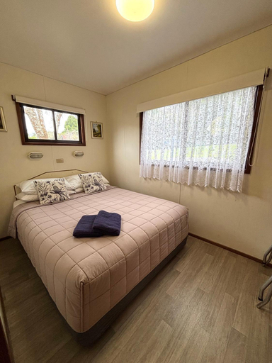 Bedroom 2, Orere Point - TOP 10 Holiday Park, Manukau