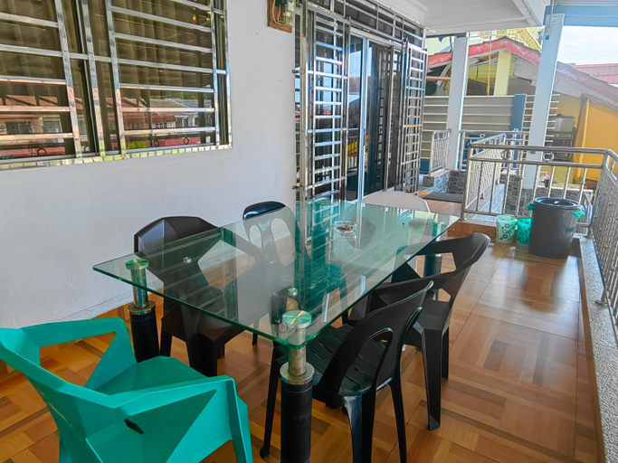 Food & Drinks, Semi Detached In Kota Kinabalu, Kota Kinabalu