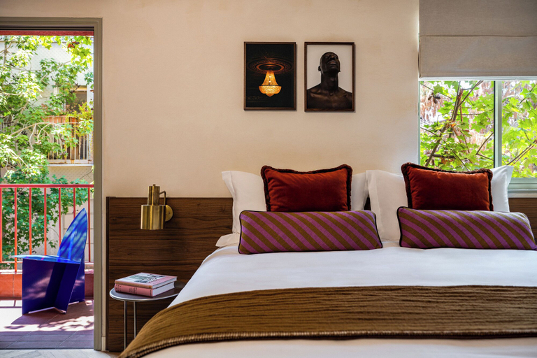 Room 5, The House of Delray